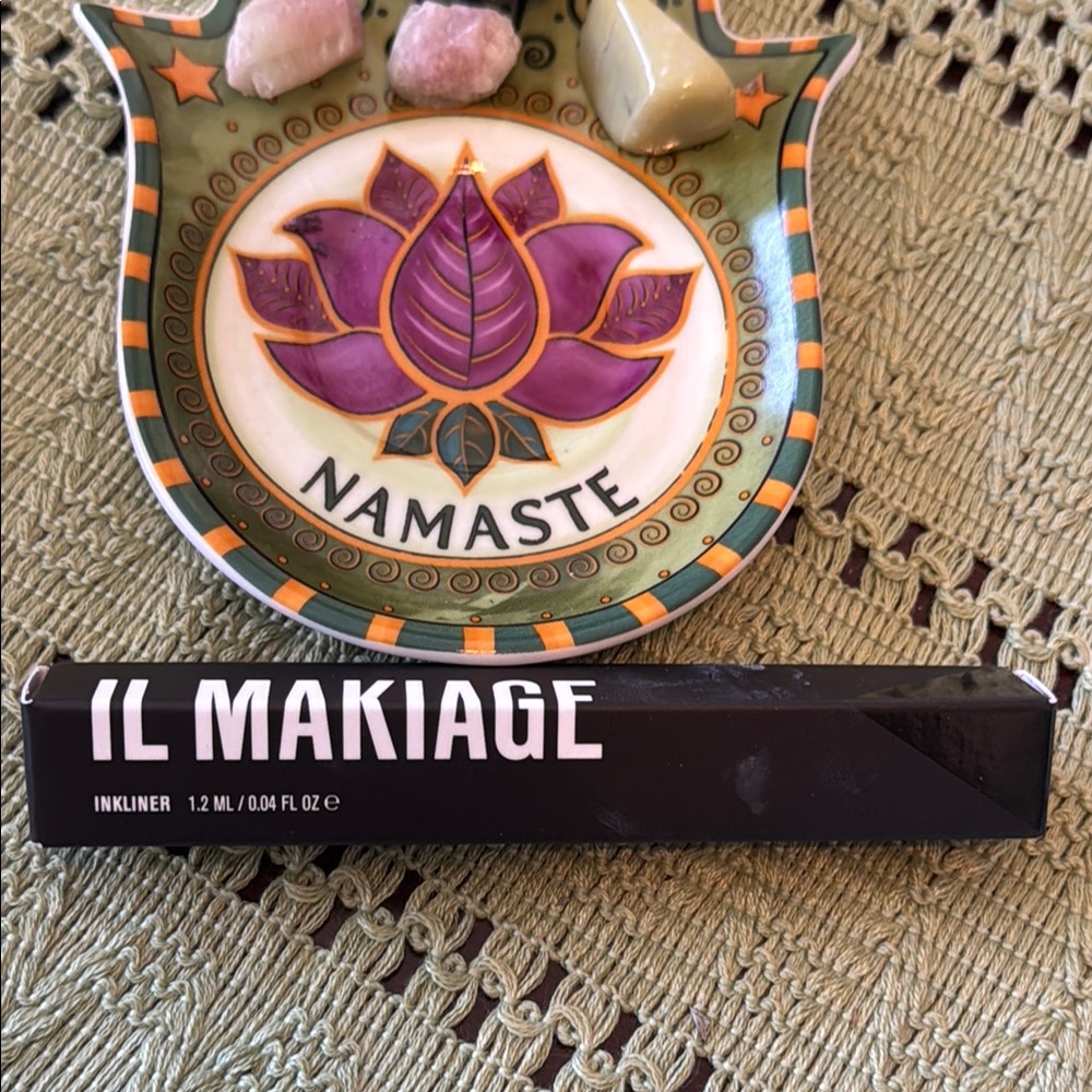 IL MAKIAGE Black InkLiner